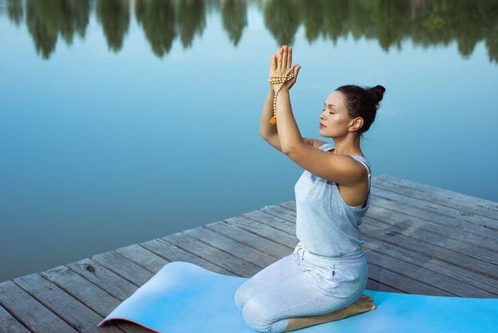 How Yoga Improves Physical and Mental Health: A Beginner’s Guide